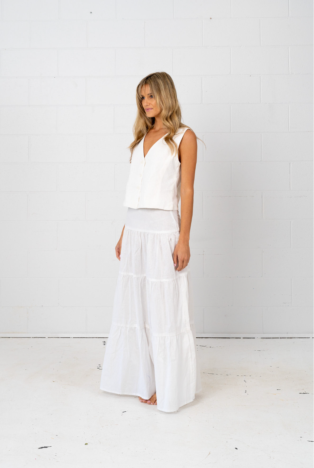 Kath Tiered Skirt -White