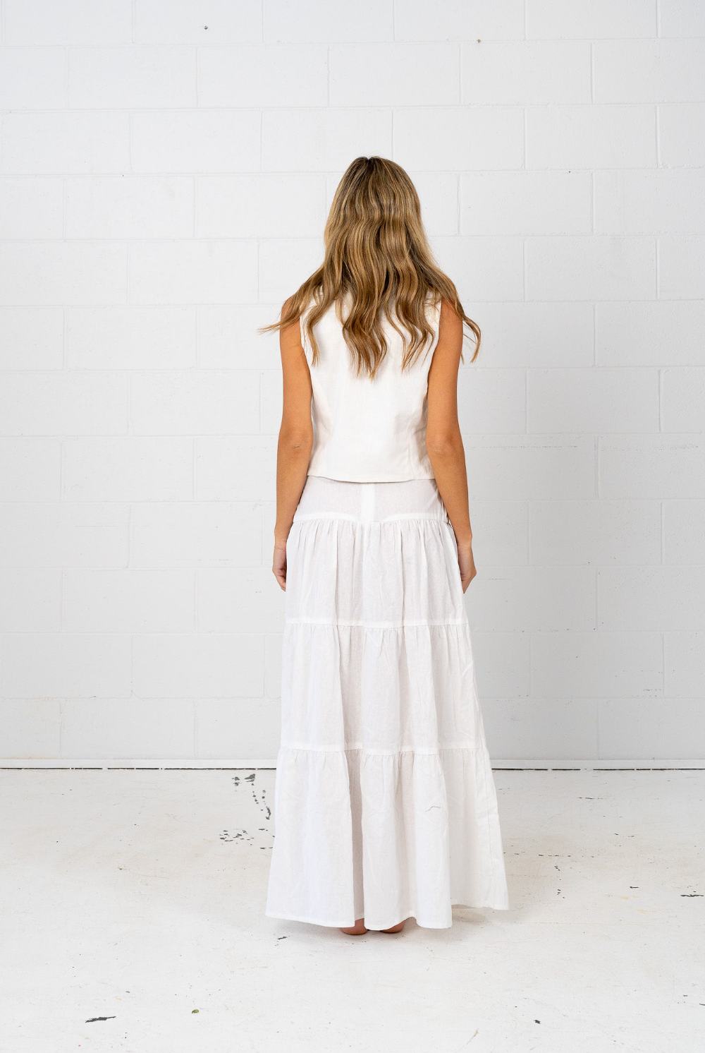 Kath Tiered Skirt -White